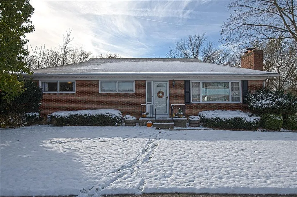 1441 Ronald Rd photo 1
