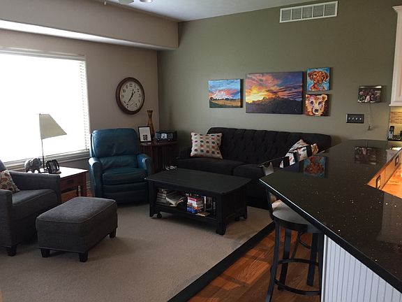 5th image of 1726 S Aspen Creek Dr