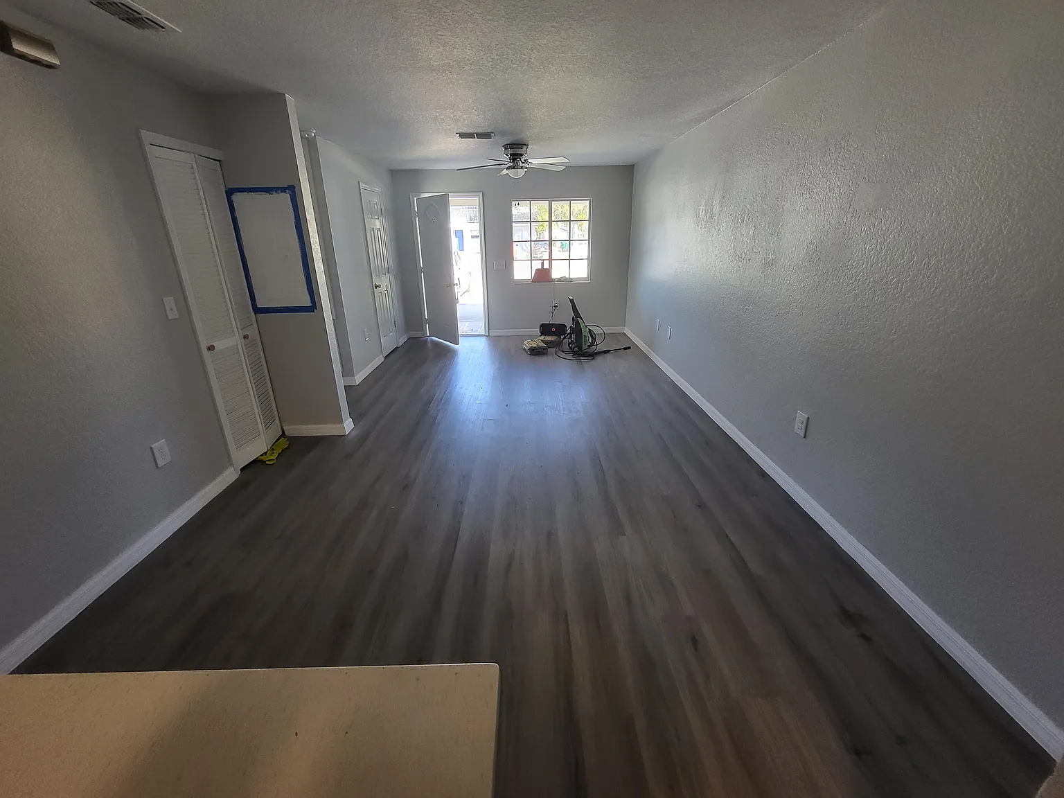 3 bed, 1205 sqft, $1,675 — Photo 2