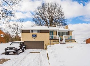 3180 Bel Air Dr, Pittsburgh, PA 15227