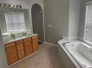 1137 H Turtle Creek Rd, Greenville, NC 27858