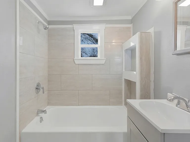 3703 Redding Rd — Photo 11