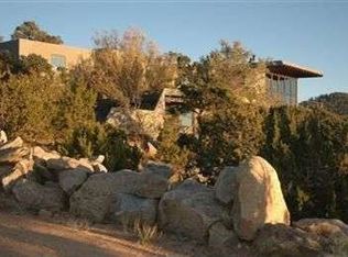 15 Little Arrow Rd, Santa Fe, NM 87505