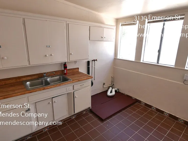 3130 Emerson St — Photo 18