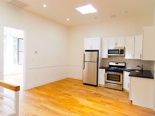Rented by Prime Homes Management | media 9