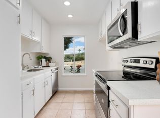 1663 E Avenida De Las Flores, Thousand Oaks, CA 91362
