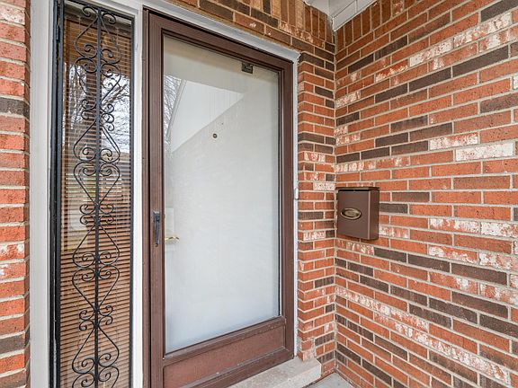 2nd image of 42282 E Edward Dr #258