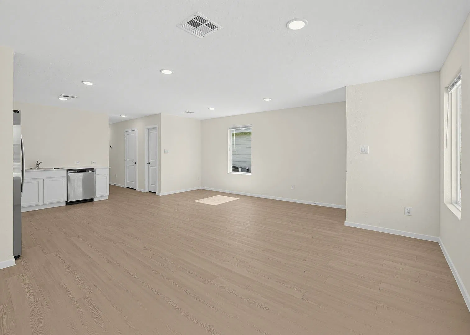 Brand-New 3-Bedroom Home in Espada | Never Lived In + Private Fenced Yard! — Photo 4