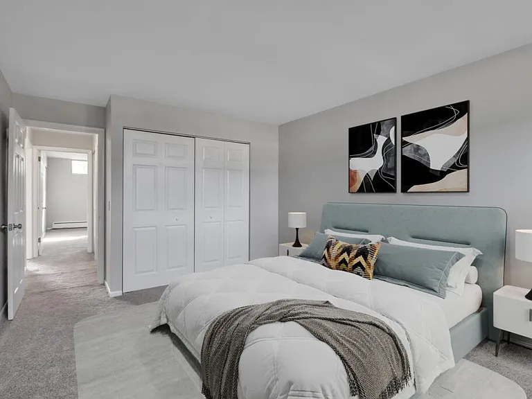 Porter Manor — Photo 8
