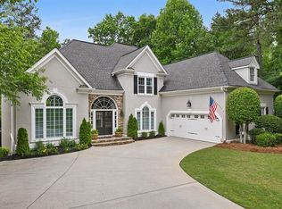 9265 Nesbit Lakes Dr, Alpharetta, GA 30022