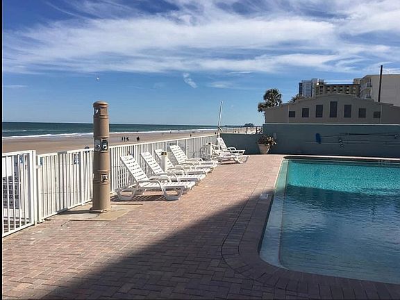 Pool deck