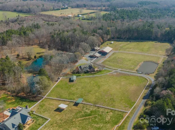 565 Trexler Loop, Salisbury, NC 28144