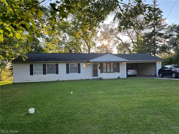 6270 Randolph Rd, Bedford Heights, OH 44146