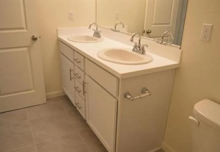 389 Shafer Ave — Photo 22