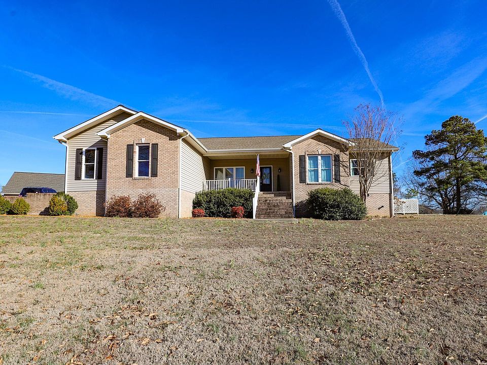 1st image of 115 Cox Creek Dr