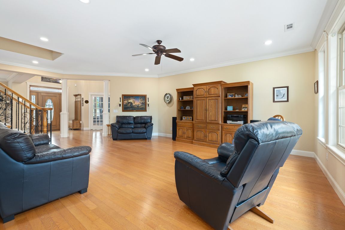 next background image