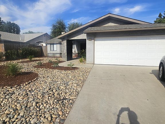 4th image of 3216 Renn Ave