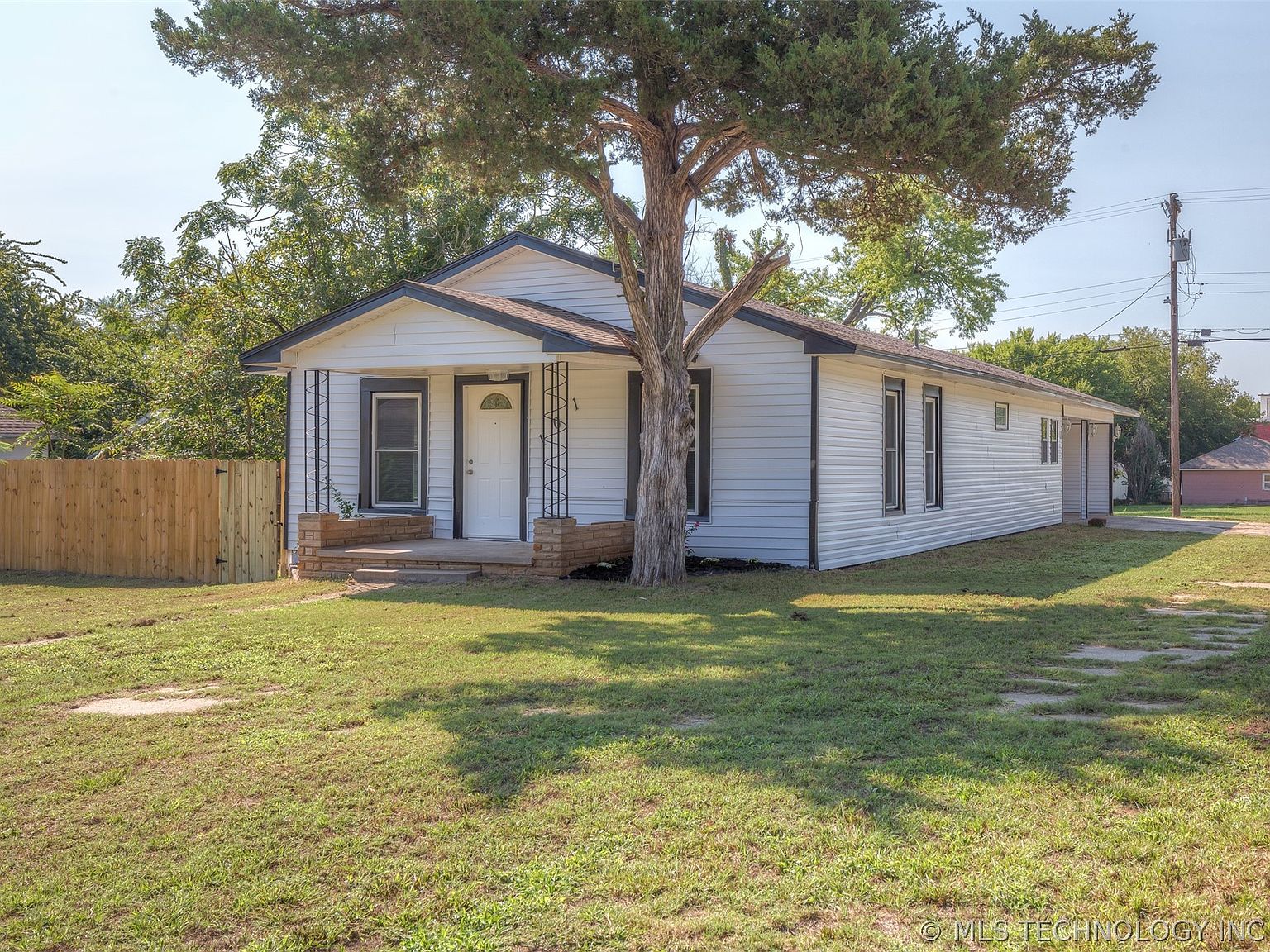 101 E 4th St, Oilton, OK 74052 Zillow