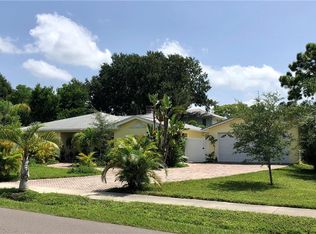 403 Vincent St, Crystal Beach, FL 34681