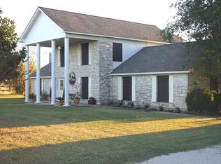 450 Tucek Rd, Taylor, TX 76574