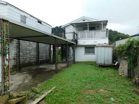 2nd image of 1416 W 3rd Ave