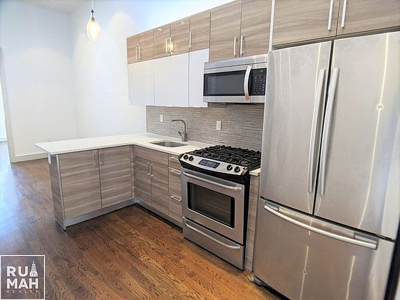 4th image of 177 Wyckoff Ave #3F