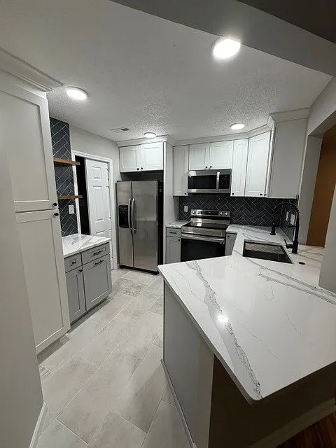2 bed, 1200 sqft, $1,950 — Photo 2