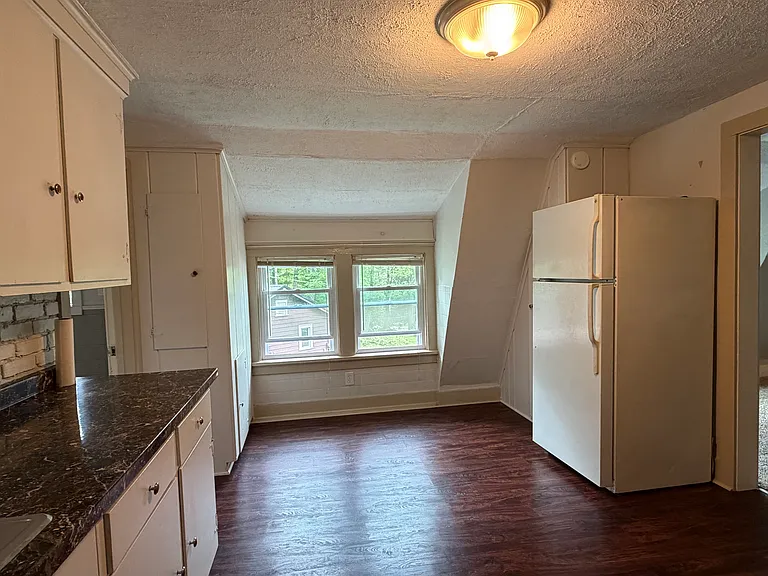 720 W Falls Rd #UPPER — Photo 4