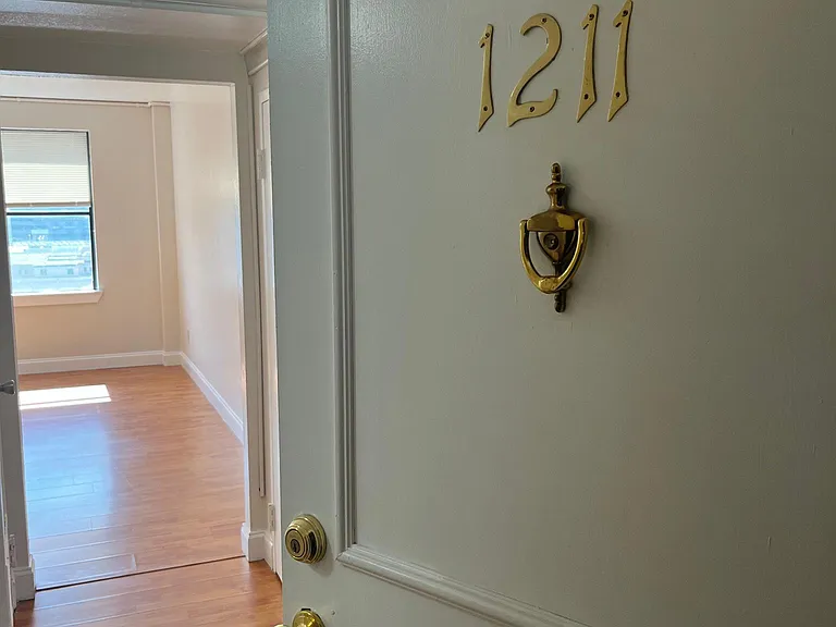 311 W Ashley St #1211 — Photo 6