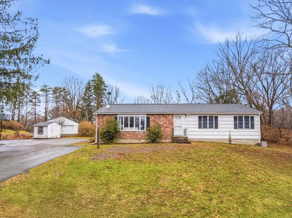 5 Hillcrest Rd, Bedford, MA 01730