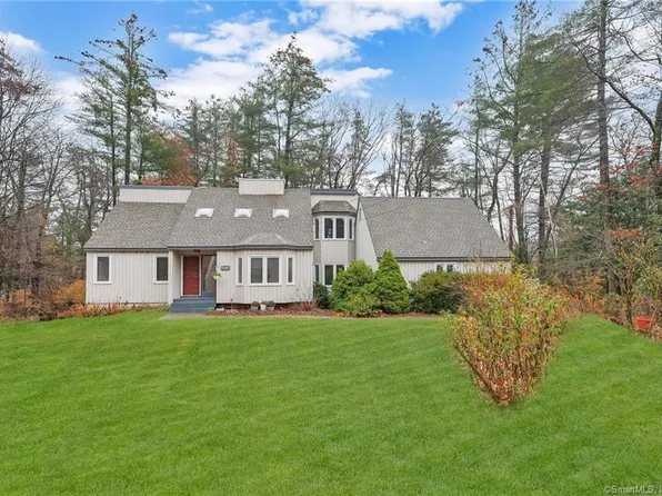1562 Hopmeadow Street, Simsbury, CT 06070