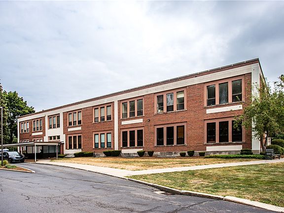 2nd image of 270 Latta Rd Unit 113