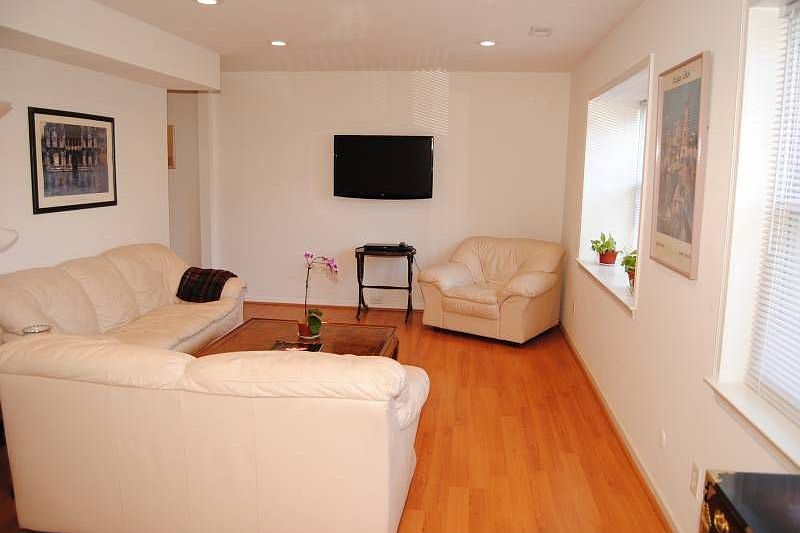 1st image of 4 Harvest Mews