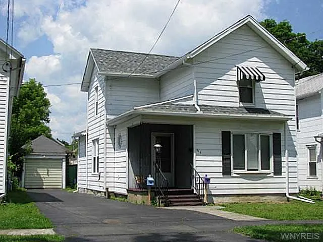 212 S 16th St photo 1