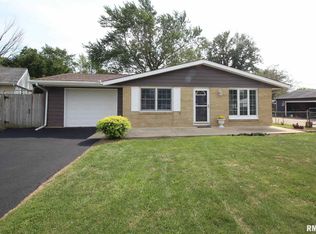 2221 Knollaire Dr, Washington, IL