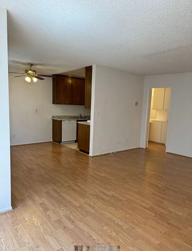 Studio, 600 sqft, $1,850 — Photo 3