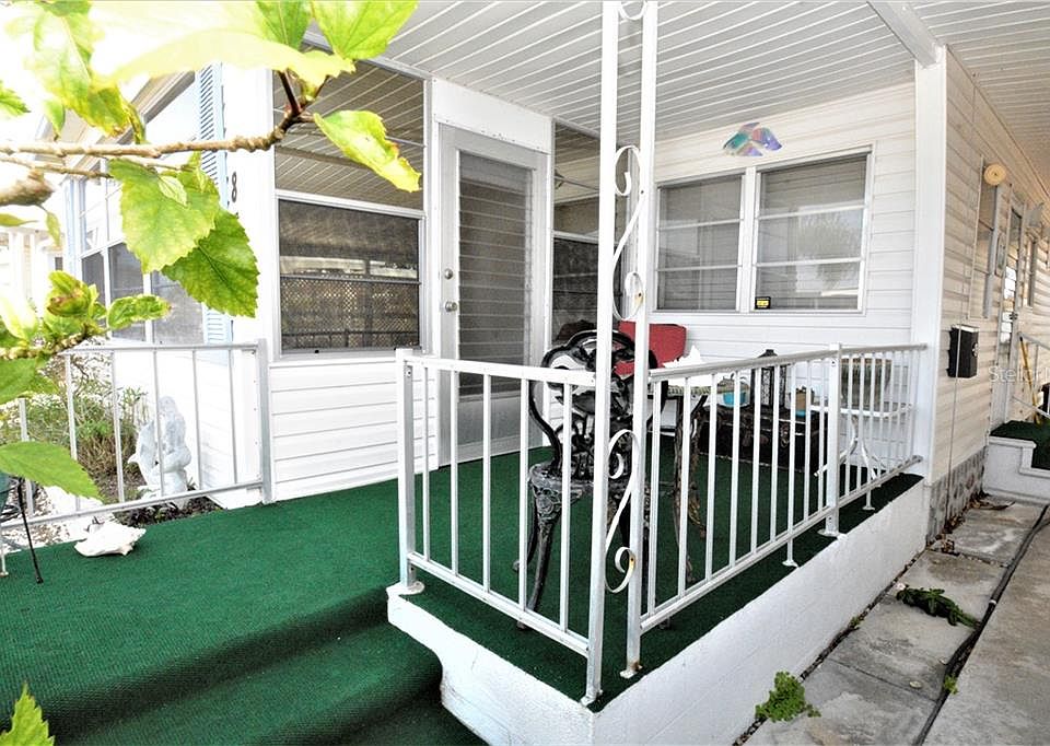 1st image of 835 S Green Cir