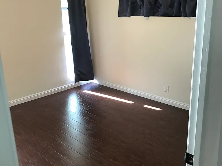 12455 Russell Ave — Photo 6