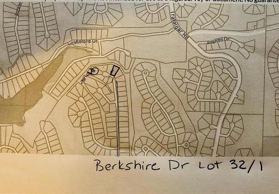 1st image of 32 Berkshire Dr