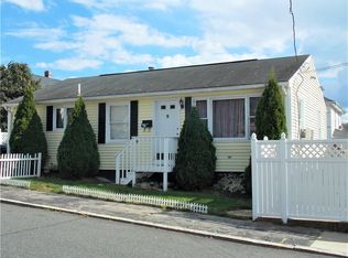 2 Almira Ave, Providence, RI 02909