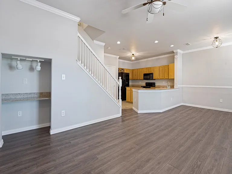 2800 Keller Springs Rd #7B — Photo 7