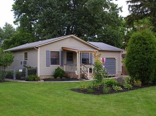 2196 Melrose Ave E, Columbus, OH 43224