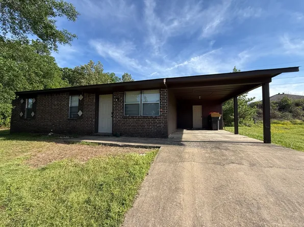 3904 Poplar St, Van Buren, AR 72956