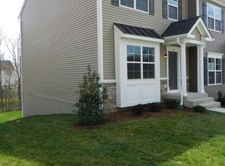 82 Andrews Pl, Fredericksburg, VA 22405