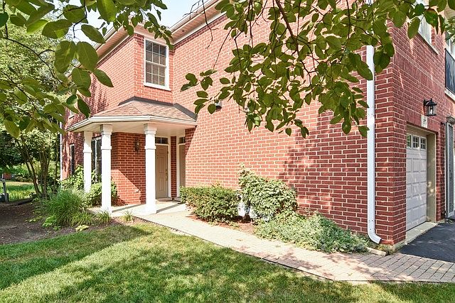 1st image of 917 Bromley Pl #12-B1