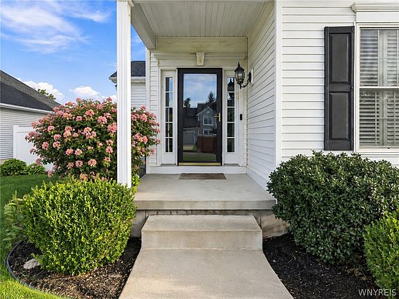 4th image of 22 Americo Ct