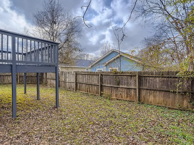 1113 Windsor St SW — Photo 31