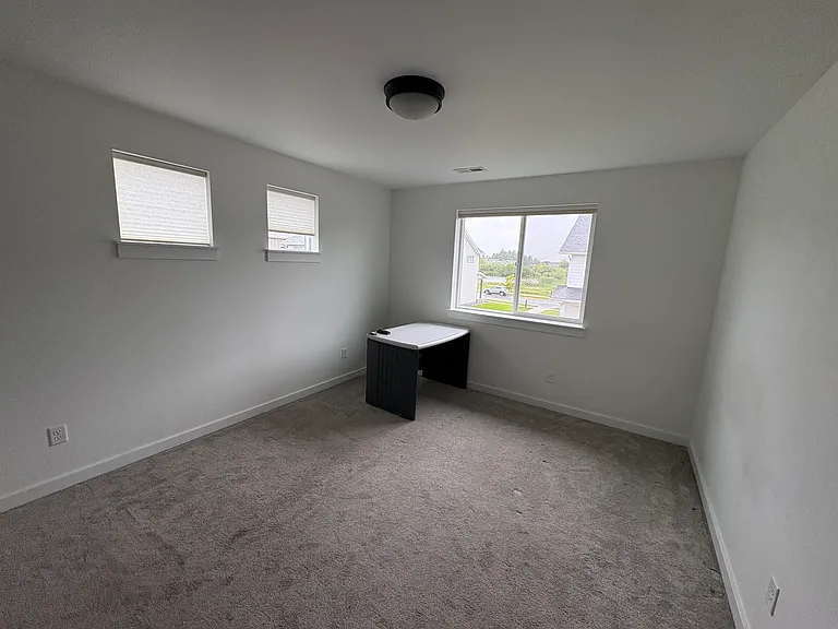 1017 Cassandra Ln #A — Photo 2