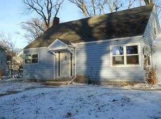 824 Grove Ave, Crete, NE 68333