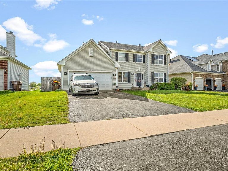 Listing photo 3
